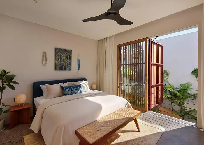 Suku House Villa Canggu (Bali)