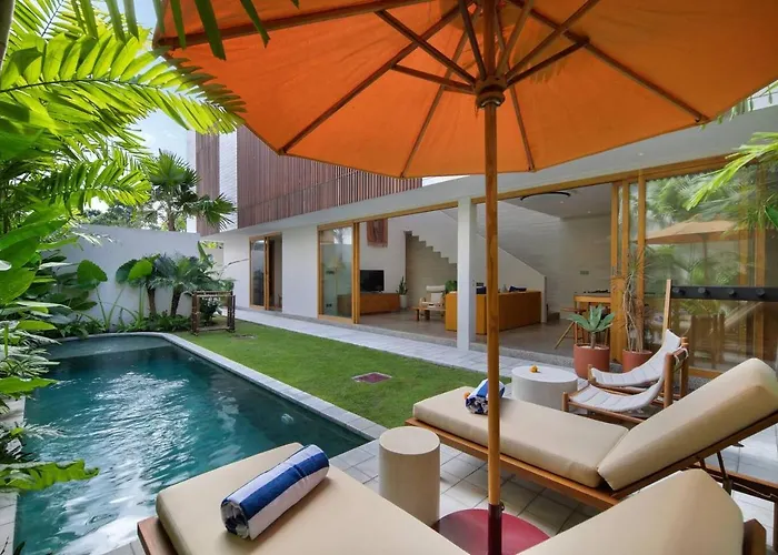 Suku House Villa